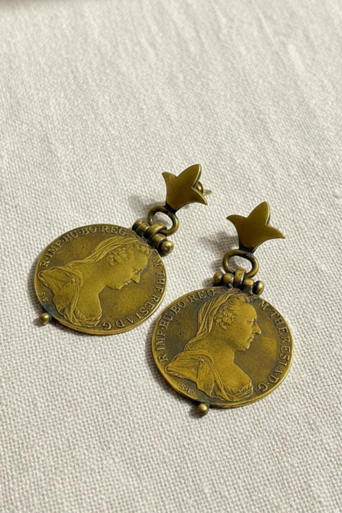 Clarence Earrings