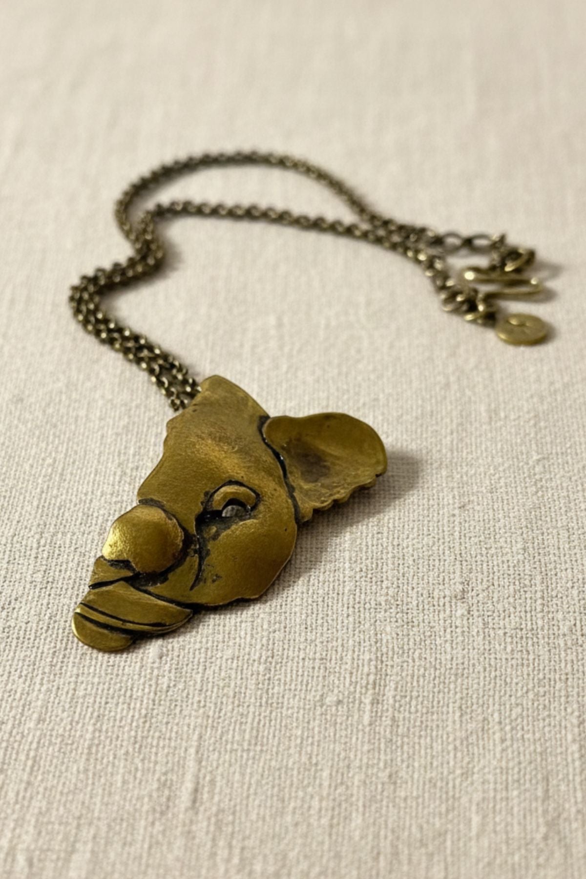 Seren - - alloy pendant on chain for men