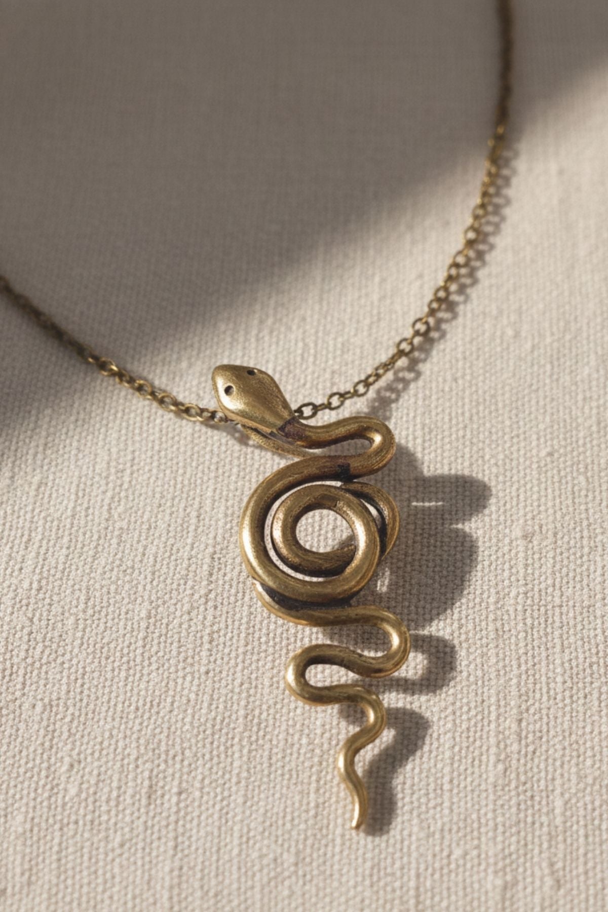 Serpenti Pendant Charm