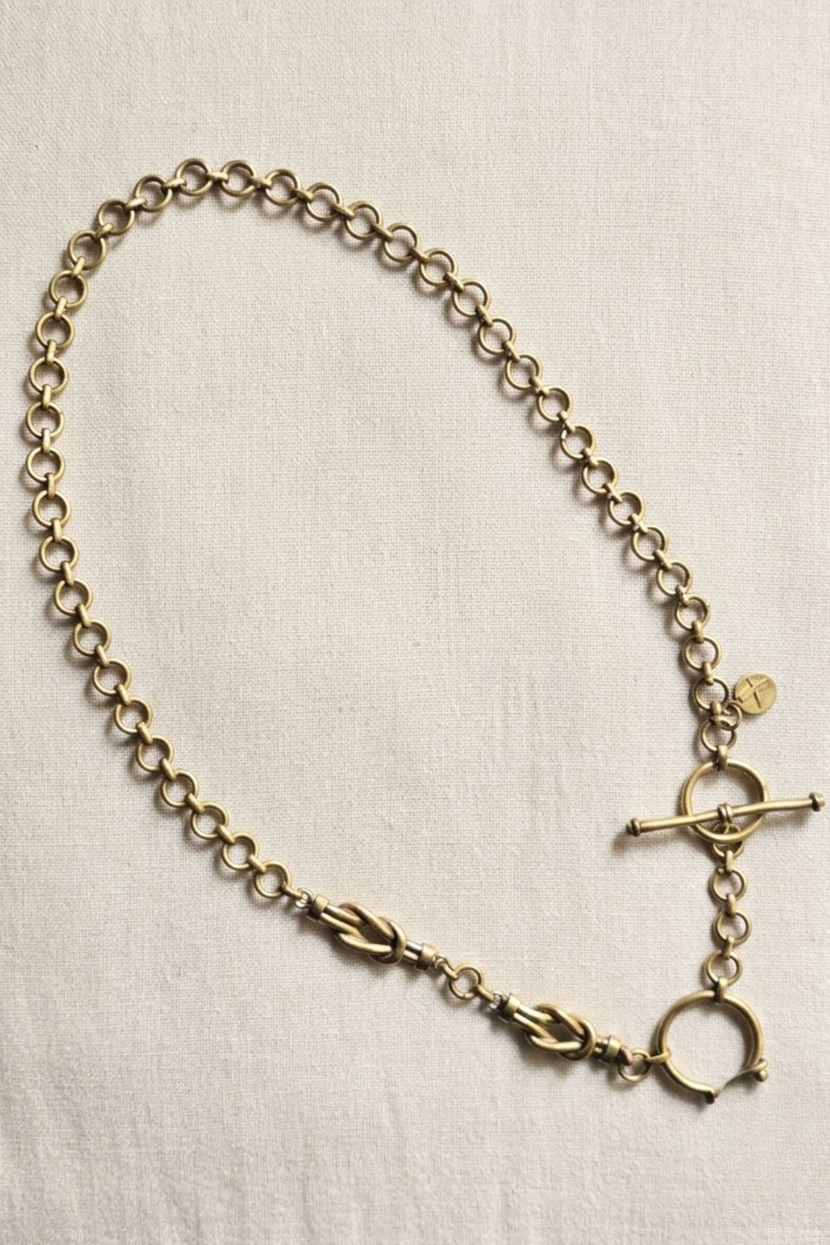 Attica Chain