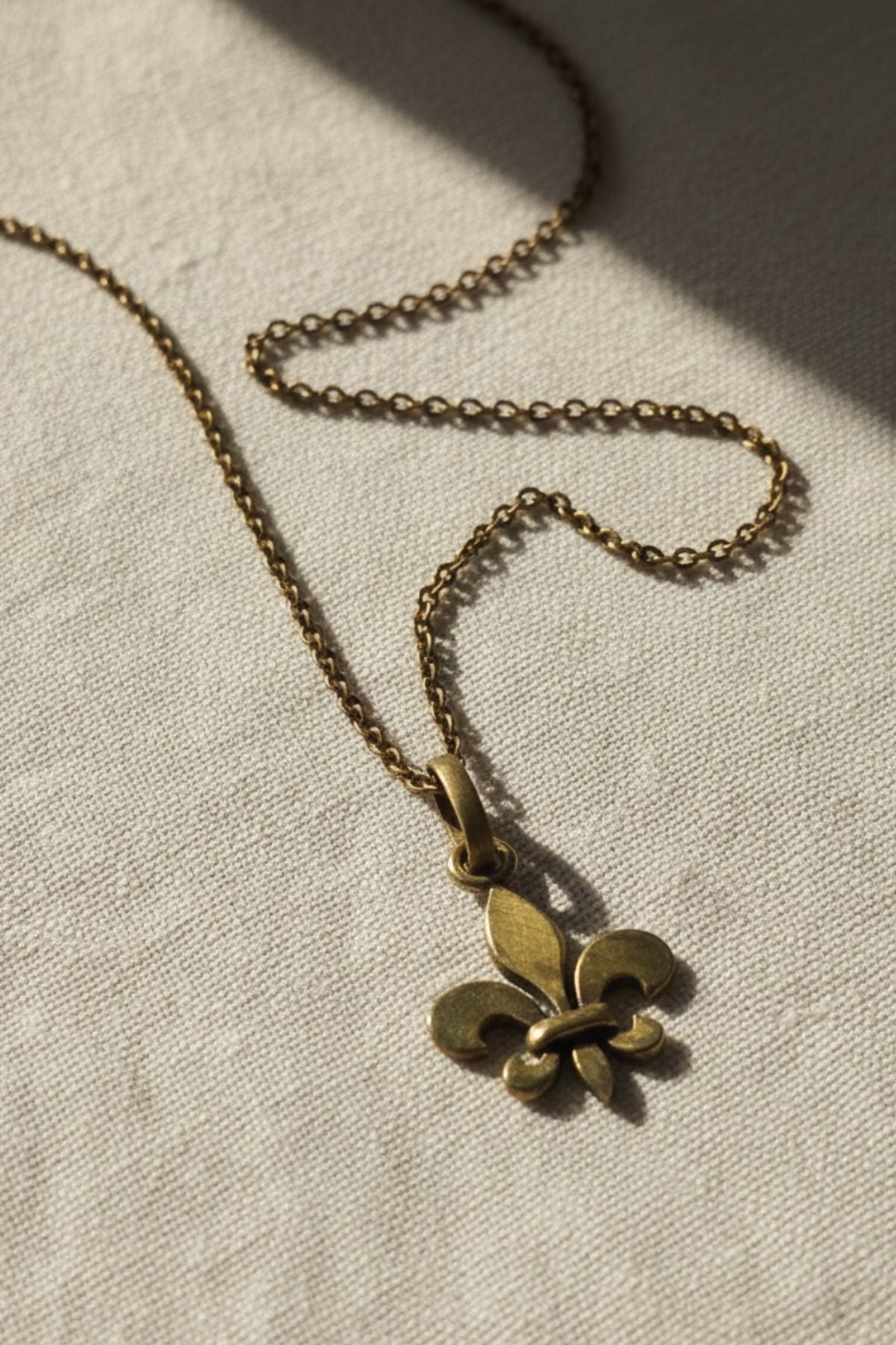Fleur-de-Lis Charm
