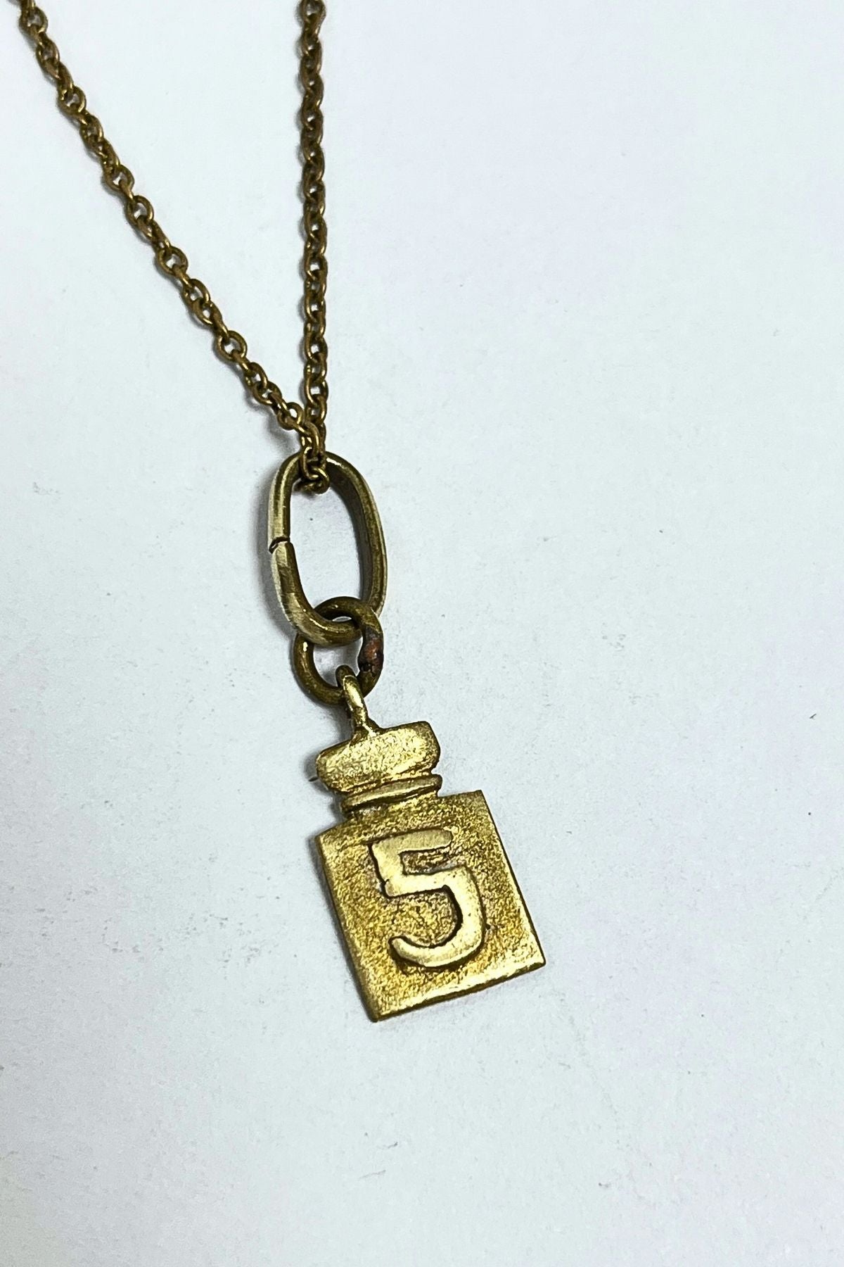 Chanel No 5
