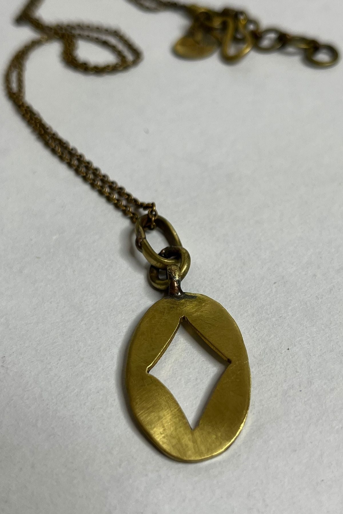 Idun - alloy pendant on chain for men, trending fashion & style