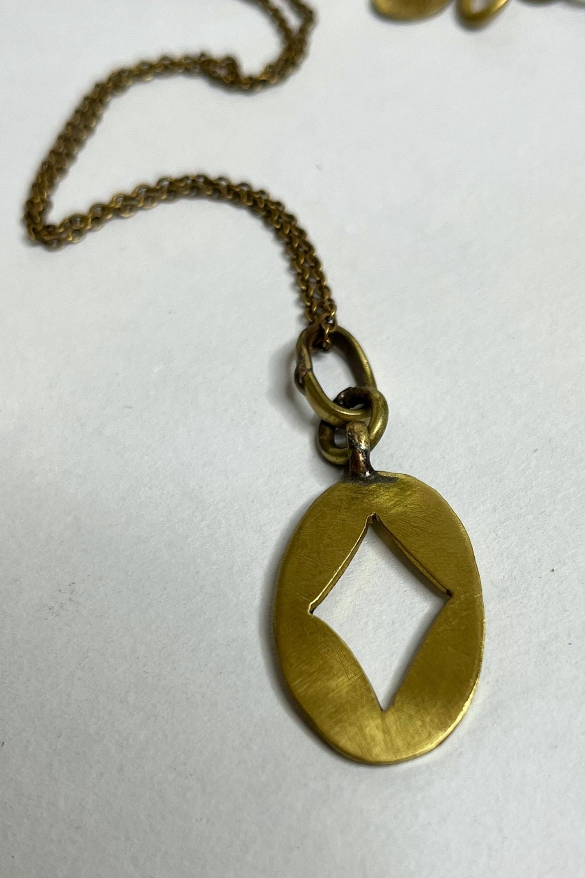 Idun - alloy pendant on chain for men, trending fashion & style