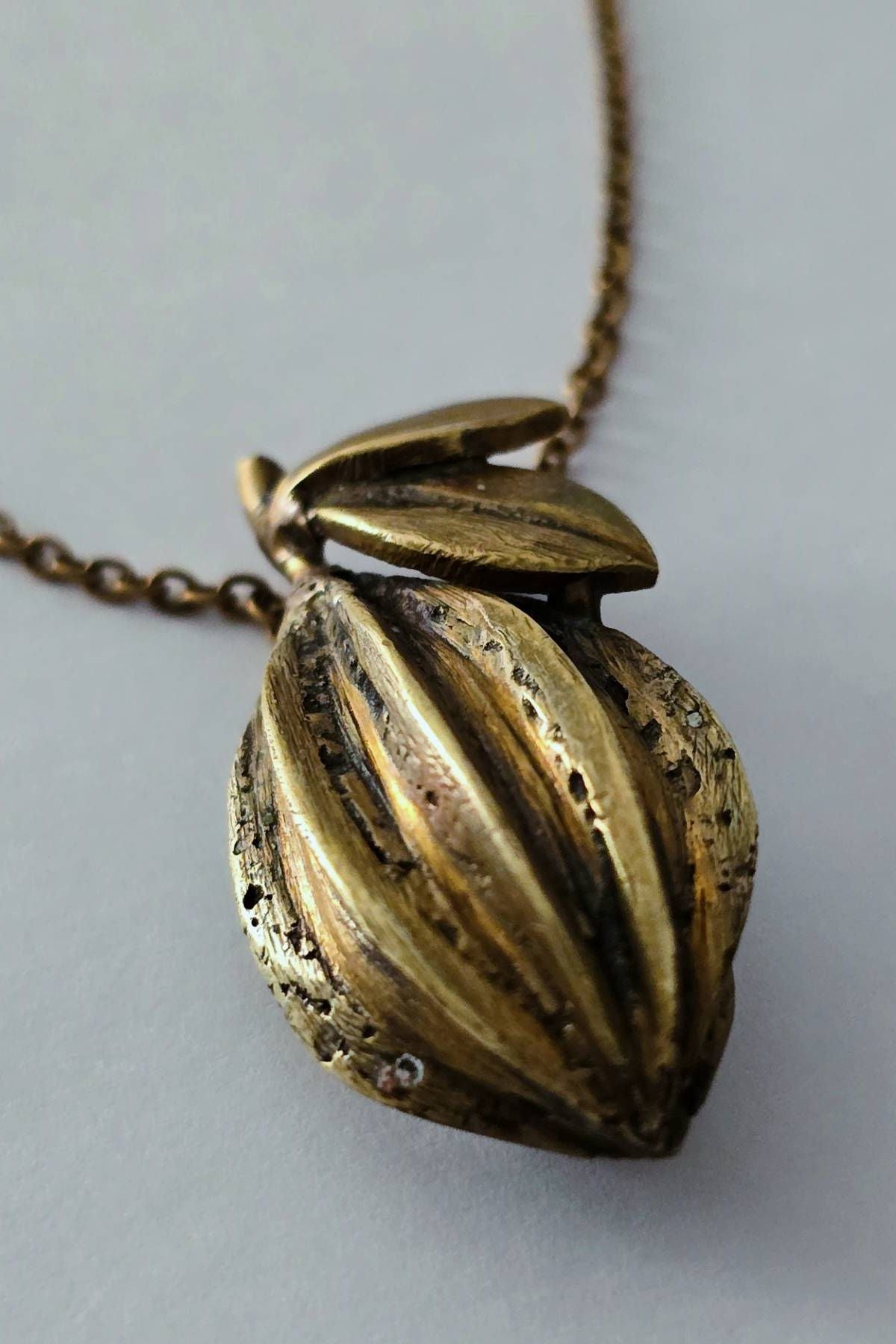 Chocolat Pendant Charm