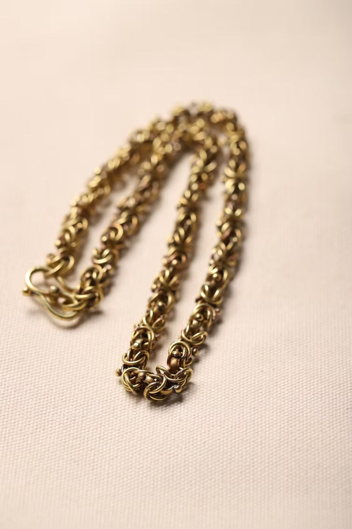 Helen Chain