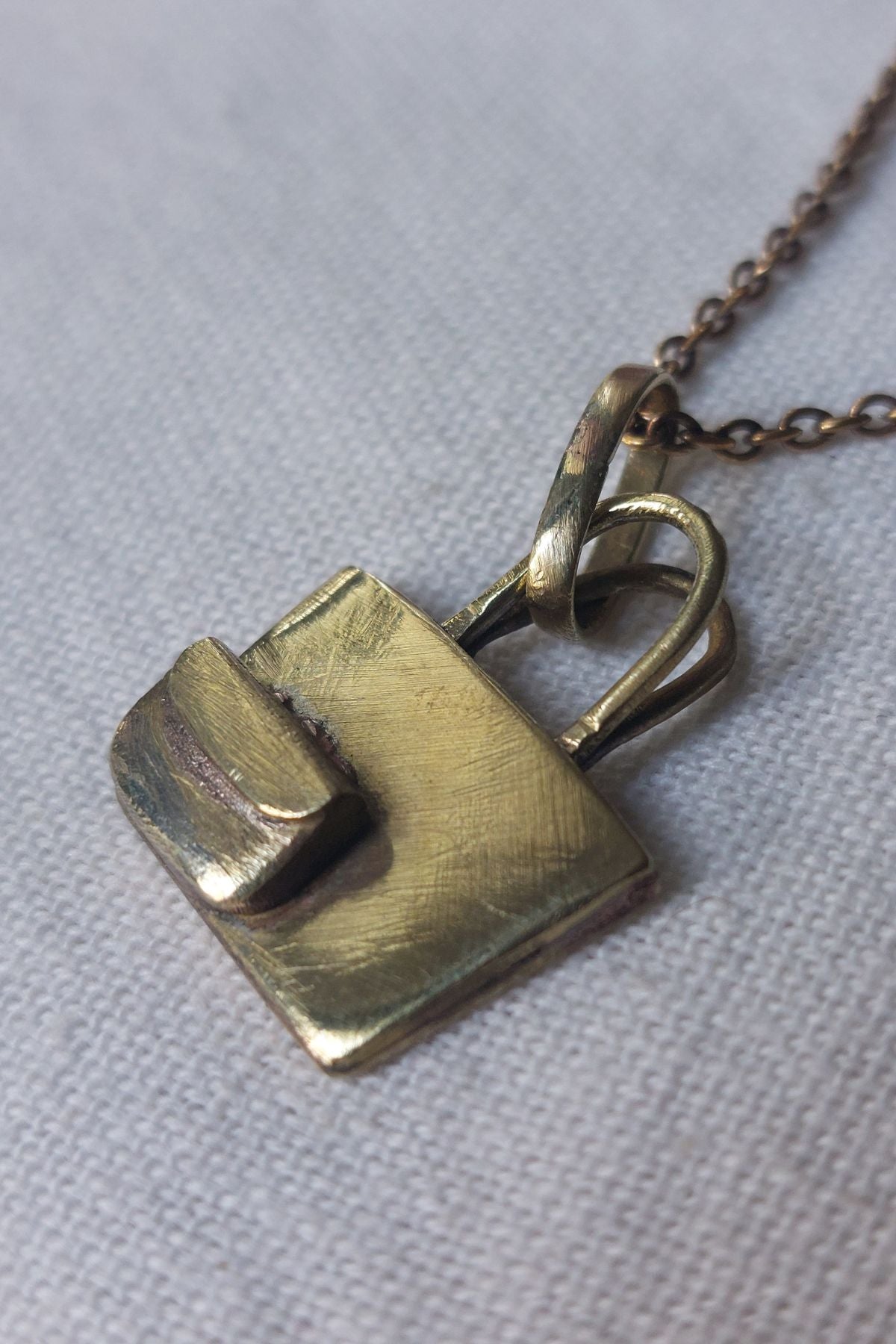 Tote Charm
