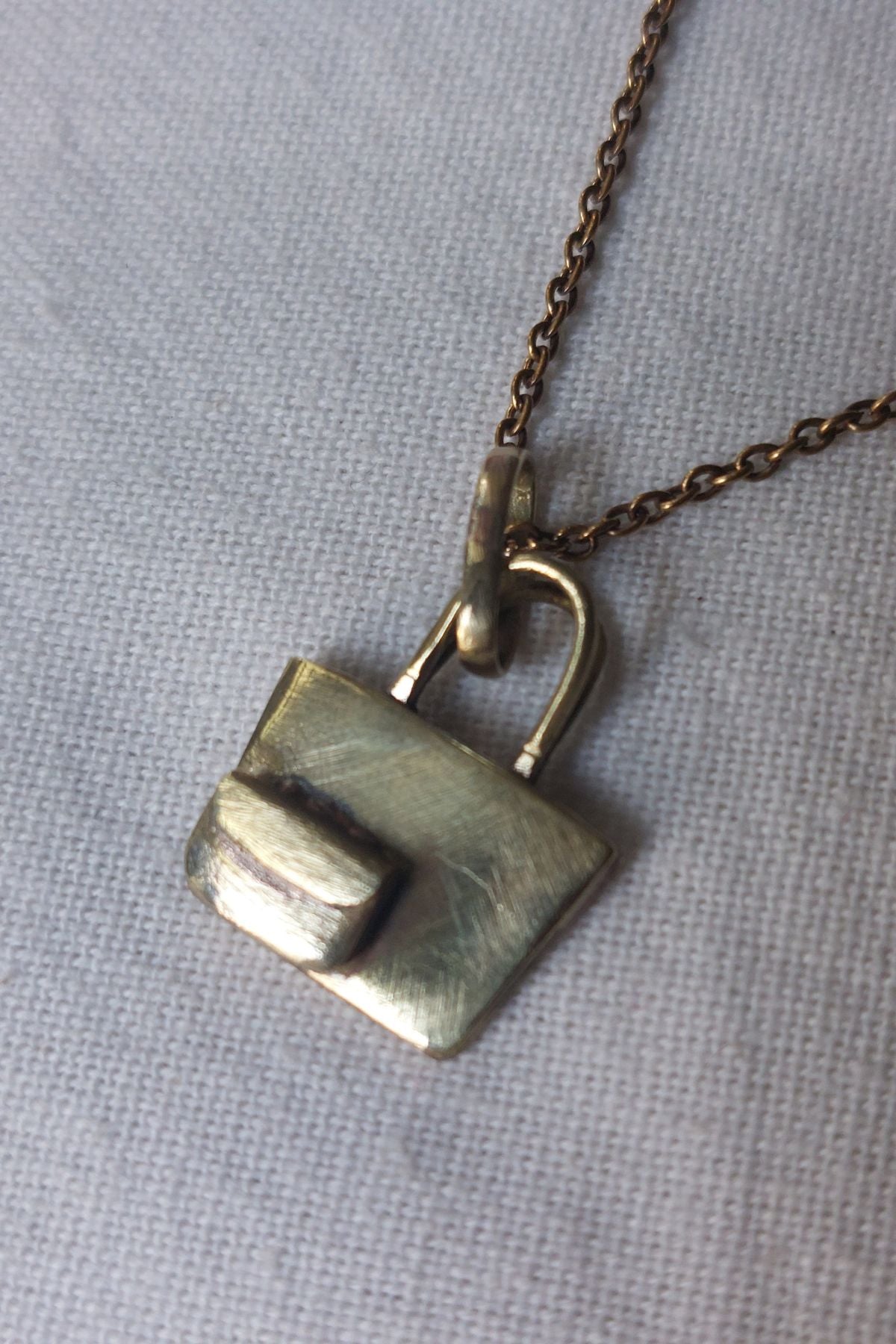 Tote Charm