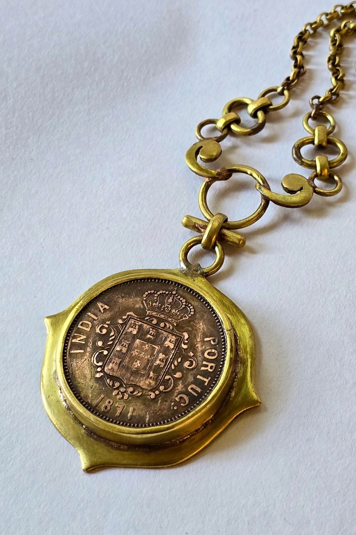 Vatican Neckpiece