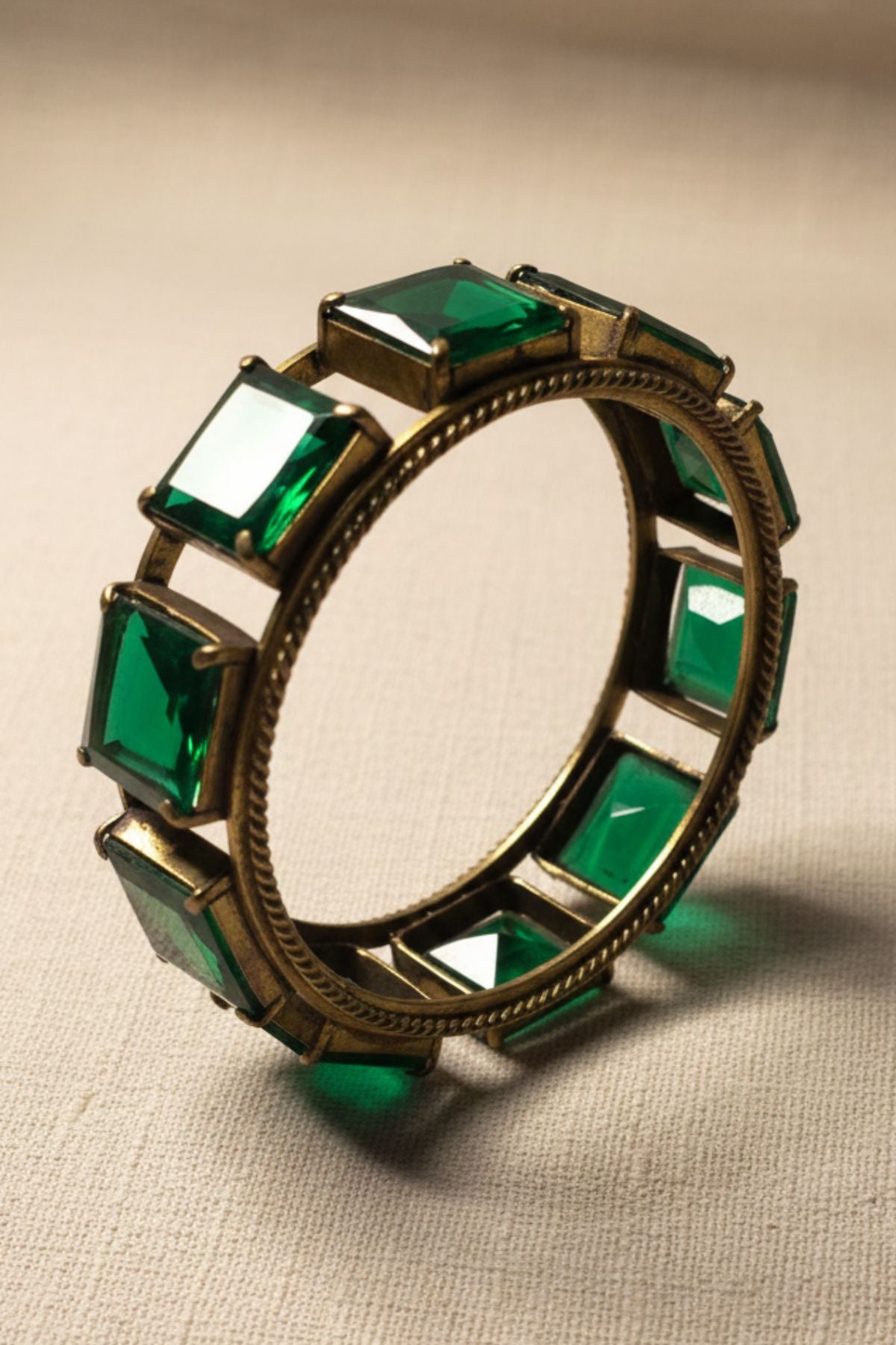 Hera Bangle