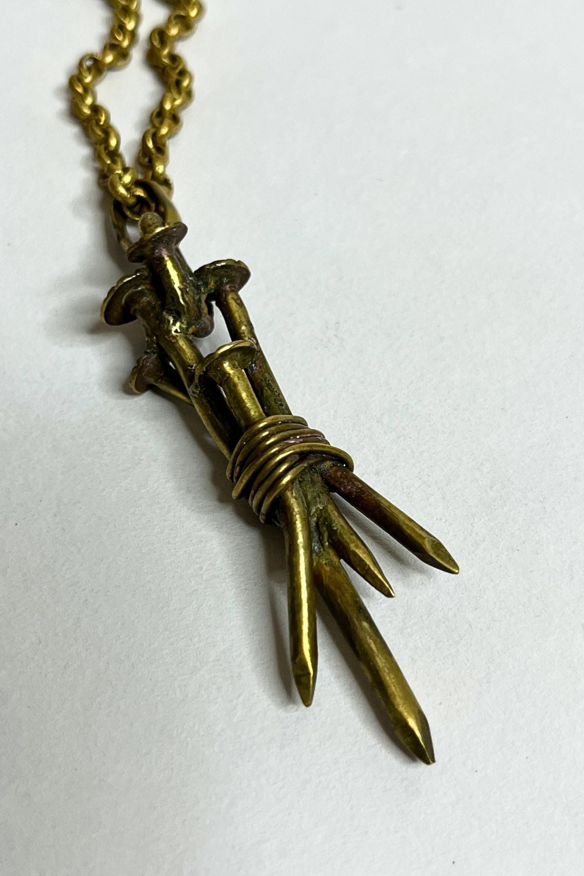 Fo - alloy pendant on chain for men, trending fashion & style