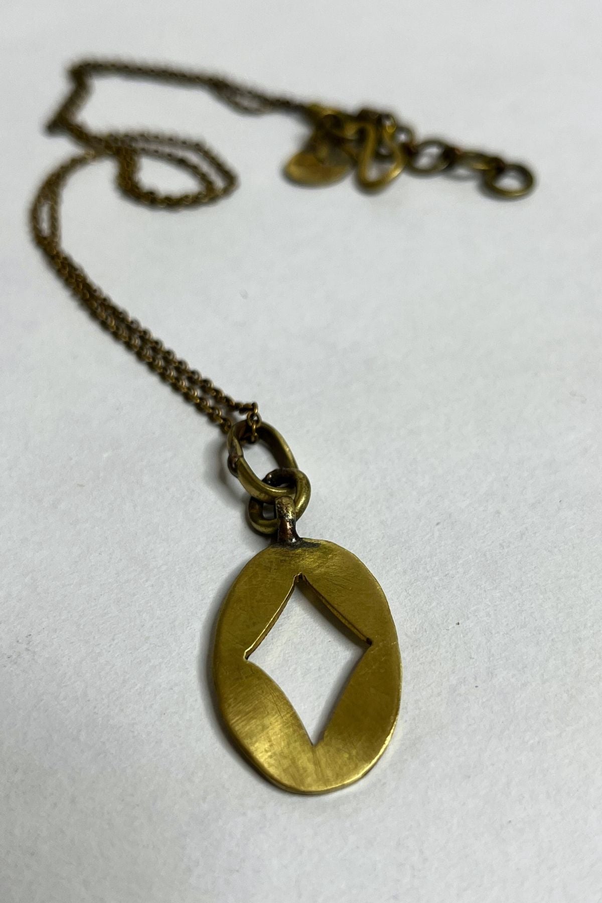 Idun - alloy pendant on chain for men, trending fashion & style