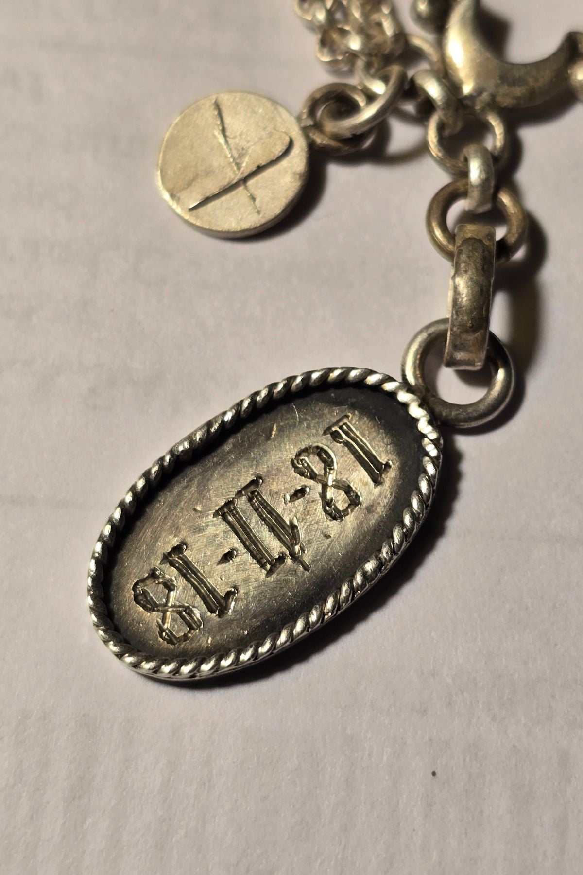 Date tag
